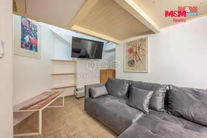 Prodej bytu 1+kk, Praha - Košíře, Pod Kavalírkou, 25 m2