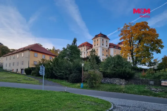 Prodej pozemku pro bydlení, Valeč, 1556 m2