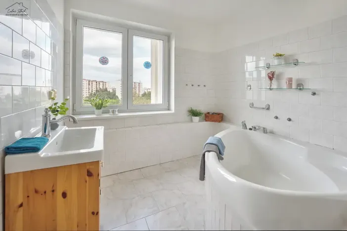 Prodej bytu 3+1, Praha - Záběhlice, Hlavní, 72 m2