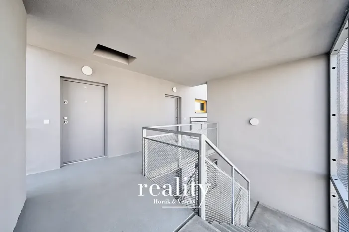 Pronájem bytu 1+kk, Znojmo, Třešňová, 36 m2
