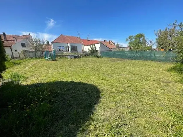 Prodej zahrady, Lednice, Komenského, 474 m2