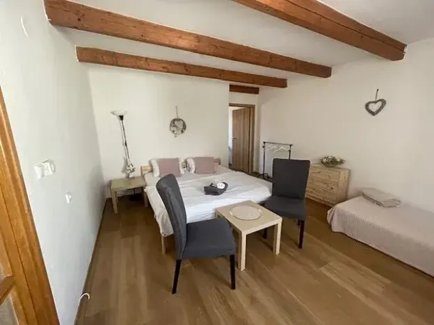 Prodej ubytování, Lednice, Komenského, 200 m2