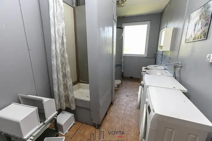 Prodej komerční nemovitosti, Obrnice, 600 m2