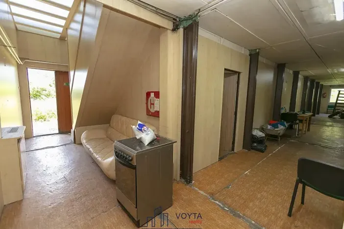 Prodej komerční nemovitosti, Obrnice, 600 m2