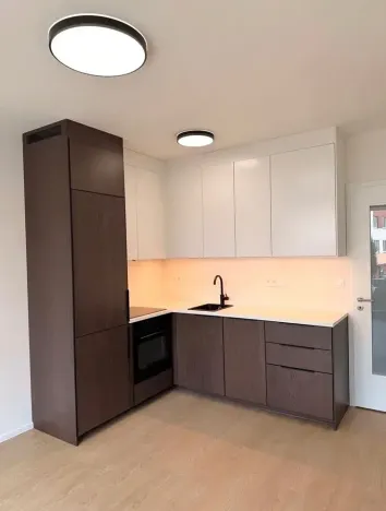 Pronájem bytu 2+kk, Praha, Toužimská, 43 m2