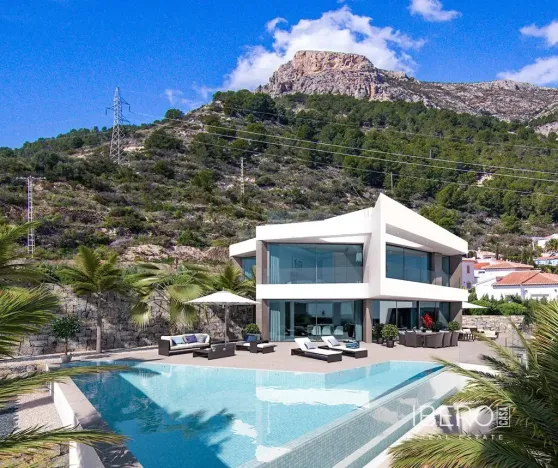 Prodej vily, Calp, Španělsko, 349 m2