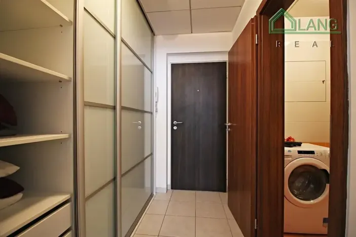 Pronájem bytu 1+kk, Brno, Hybešova, 36 m2