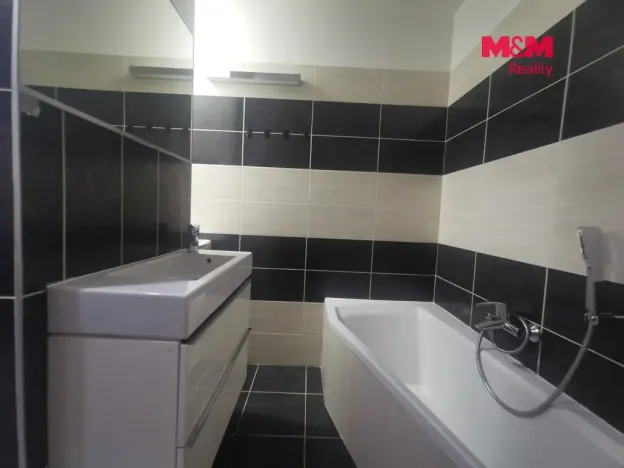 Prodej bytu 2+1, Orlová - Lutyně, Vojtěcha Martínka, 53 m2