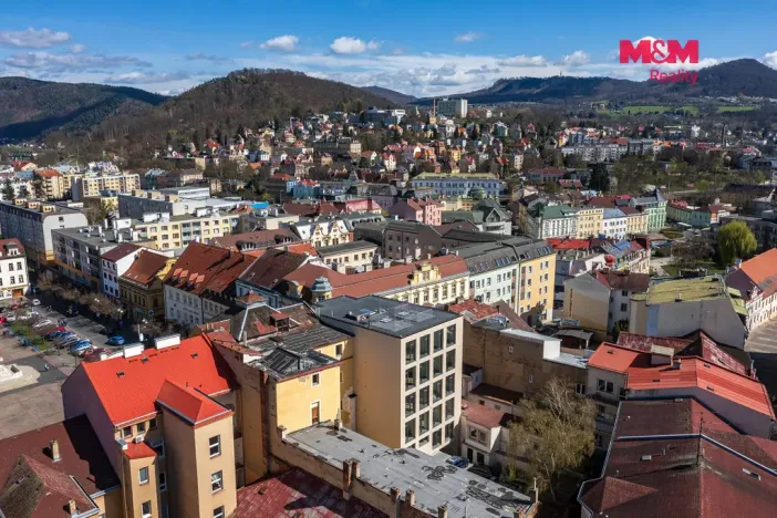 Pronájem bytu 2+kk, Děčín - Děčín I-Děčín, Masarykovo nám., 47 m2