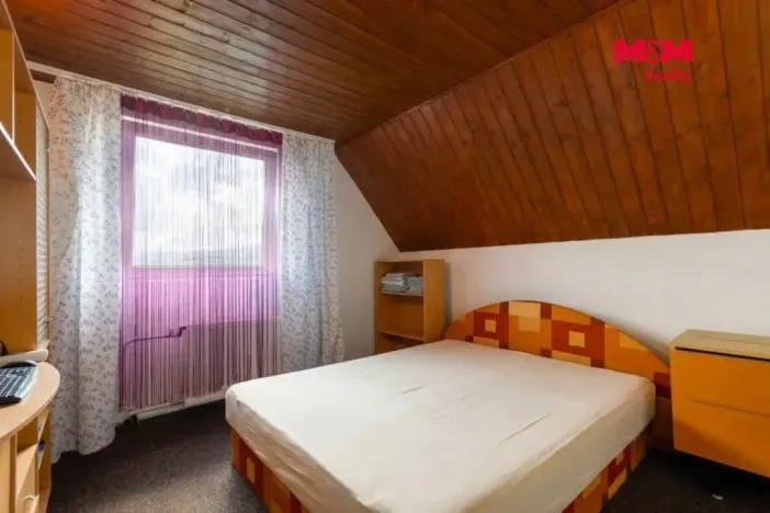 Prodej rodinného domu, Janovice, 190 m2