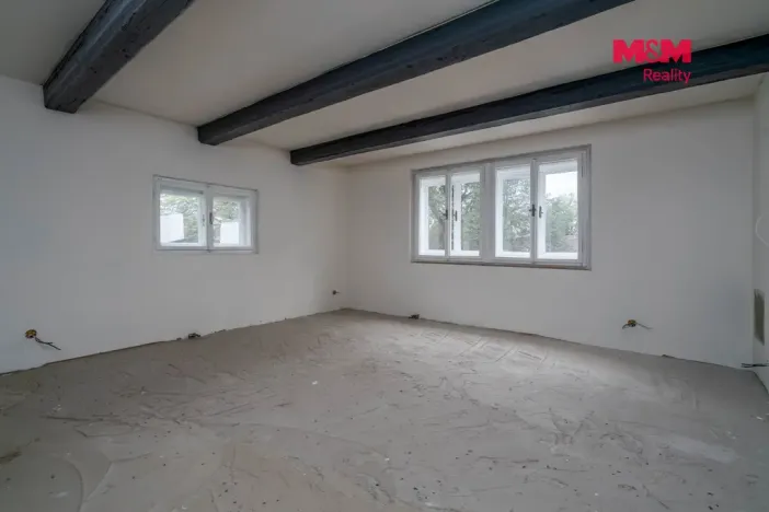 Prodej chalupy, Lužná, Masarykovo nám., 165 m2