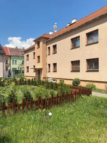 Pronájem bytu 1+1, Chomutov, Kadaňská, 45 m2