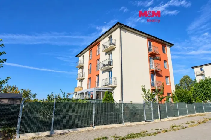 Pronájem bytu 1+kk, Praha - Horní Počernice, Markupova, 38 m2