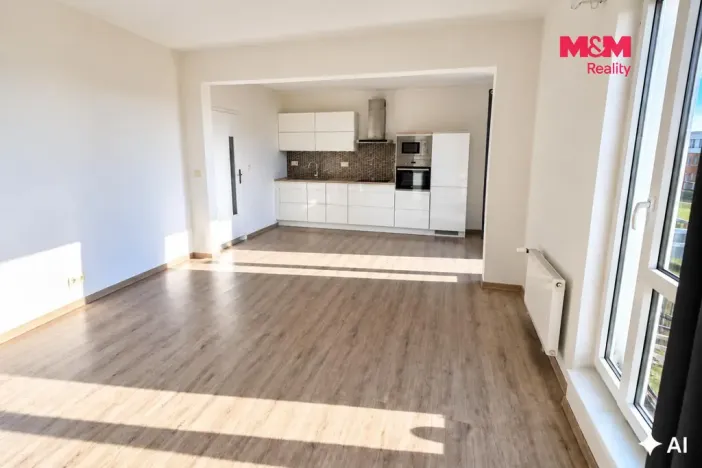 Pronájem bytu 1+kk, Praha - Horní Počernice, Markupova, 38 m2