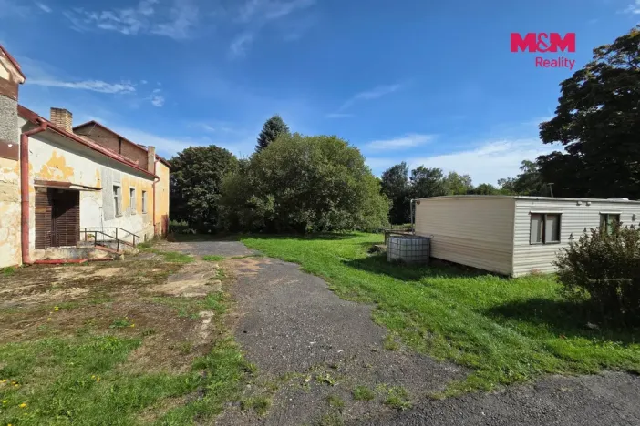 Prodej rodinného domu, Chlum Svaté Maří, Školní, 420 m2