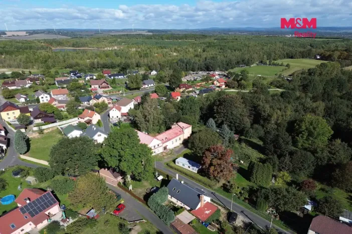 Prodej rodinného domu, Chlum Svaté Maří, Školní, 420 m2