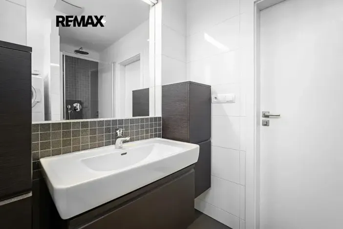 Pronájem bytu 2+kk, Praha - Jinonice, Laténská, 68 m2