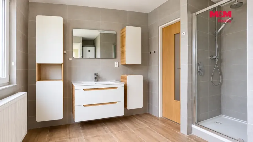 Pronájem bytu 3+1, Milovice - Mladá, Spojovací, 70 m2