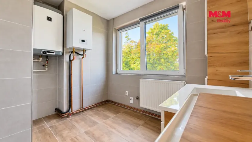 Pronájem bytu 3+1, Milovice - Mladá, Spojovací, 70 m2