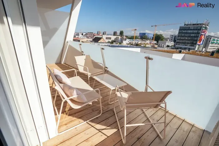 Pronájem bytu 2+kk, Brno, Komárovská, 54 m2