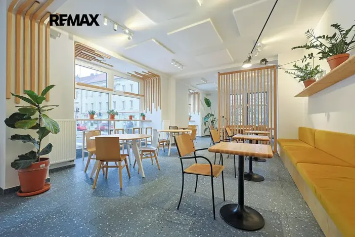Pronájem kanceláře, Plzeň, Americká, 210 m2