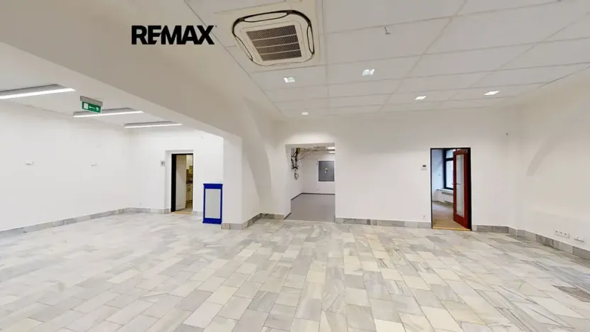 Prodej obchodního prostoru, Jevíčko, Palackého nám., 430 m2
