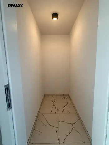 Pronájem bytu 1+kk, Praha - Hostivař, Pražská, 34 m2