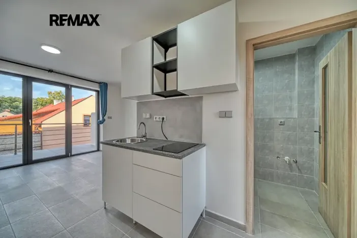 Pronájem bytu 1+kk, Velký Osek, Revoluční, 22 m2