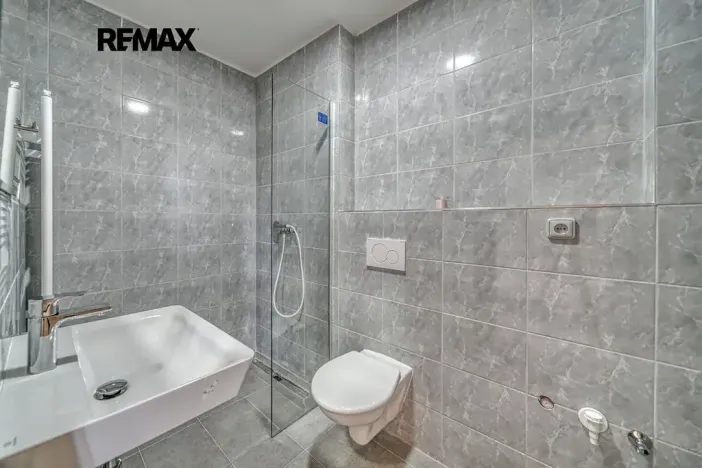 Pronájem bytu 1+kk, Velký Osek, Revoluční, 22 m2