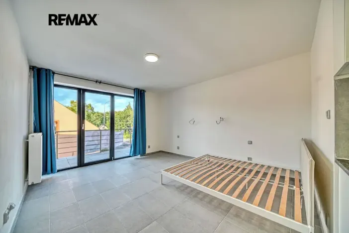 Pronájem bytu 1+kk, Velký Osek, Revoluční, 26 m2
