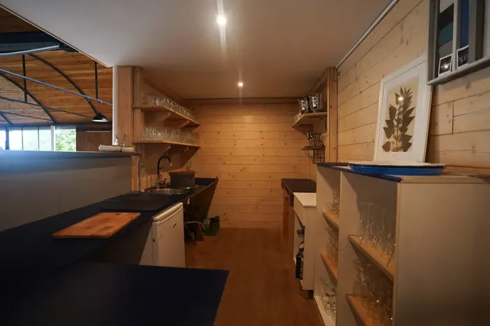 Prodej zemědělského objektu, Bžany, 1700 m2