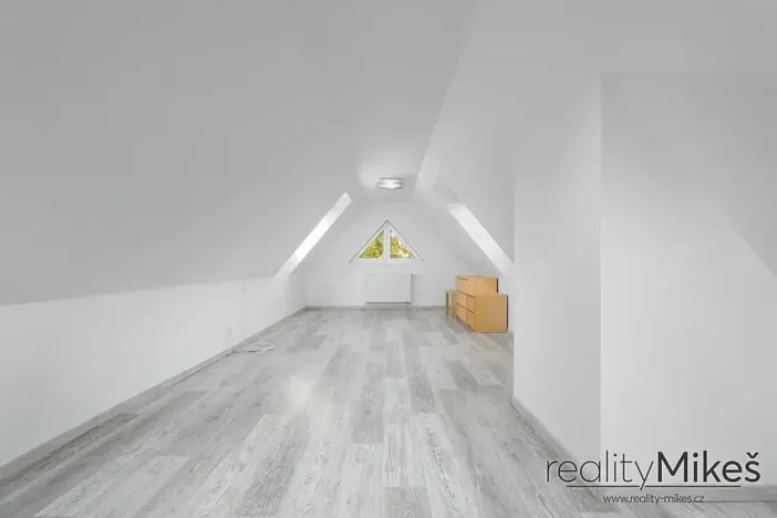 Pronájem bytu 4+kk, Liberec, Na Výšinách, 158 m2
