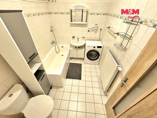 Pronájem bytu 2+kk, Smržovka, náměstí T. G. Masaryka, 50 m2