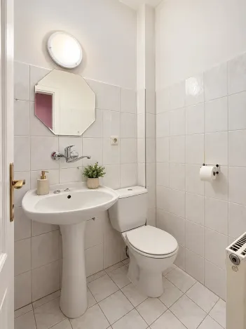 Prodej bytu 1+kk, Hluboká nad Vltavou, Masarykova, 21 m2