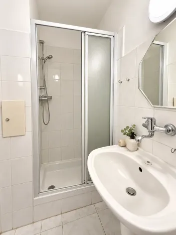 Prodej bytu 1+kk, Hluboká nad Vltavou, Masarykova, 21 m2