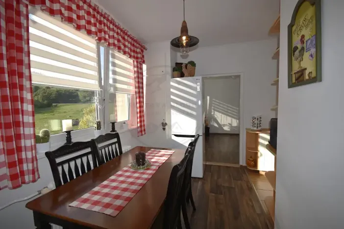 Prodej bytu 3+1, Česká Ves, 70 m2