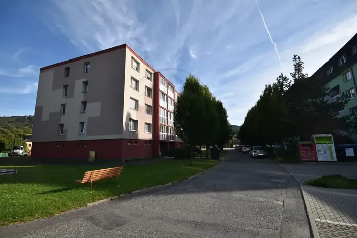 Prodej bytu 3+1, Česká Ves, 70 m2