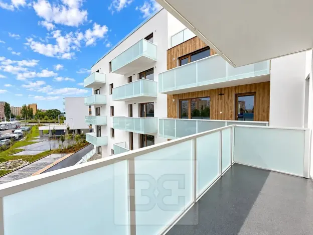 Pronájem bytu 2+kk, České Budějovice, Generála Klapálka, 55 m2