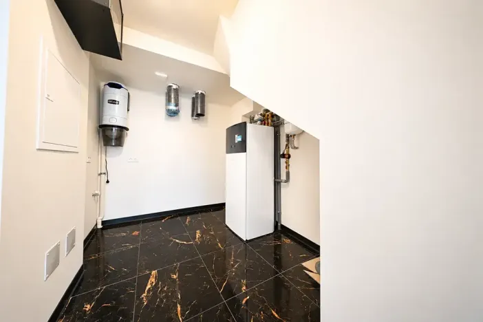 Prodej vícegeneračního domu, Šestajovice, Komenského, 275 m2