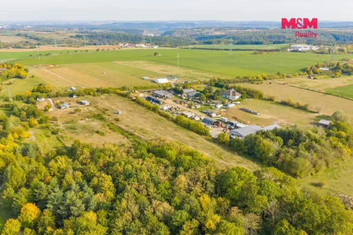 Prodej komerčního pozemku, Ořech, 10265 m2