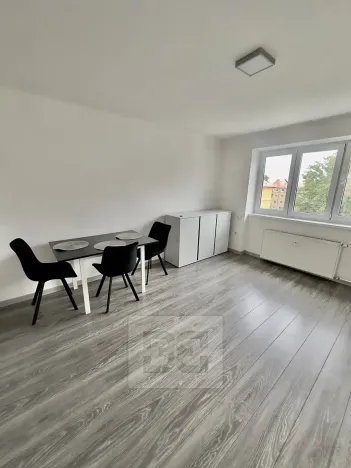 Pronájem bytu 2+1, Kladno, U výtopny, 51 m2