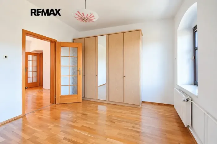 Prodej rodinného domu, Kájov, U Kostela, 200 m2