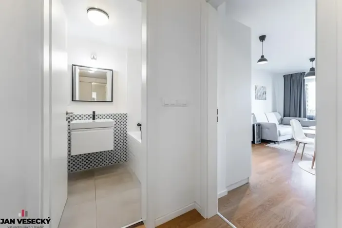 Prodej bytu 2+kk, Praha - Kbely, Plzákova, 51 m2