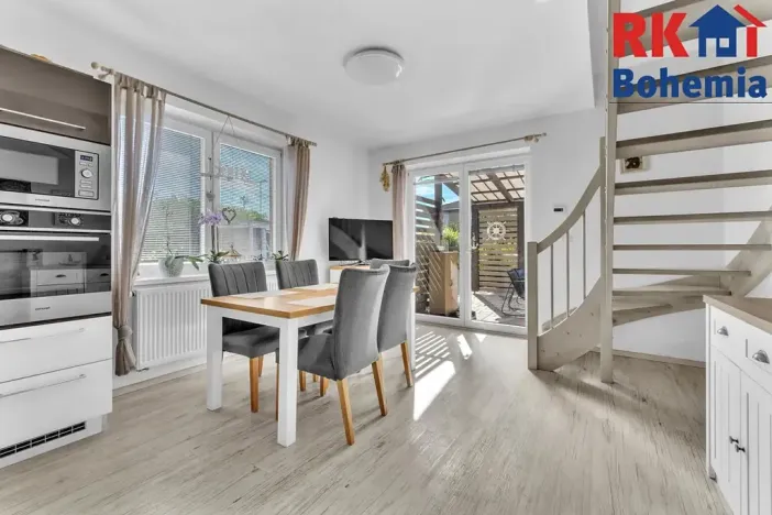 Prodej bytu 3+kk, Chotětov, 74 m2