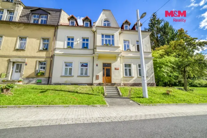Prodej bytu 3+1, Mariánské Lázně, Husova, 70 m2