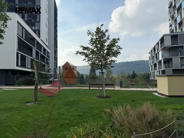 Pronájem bytu 2+kk, Praha - Modřany, Mezi vodami, 64 m2