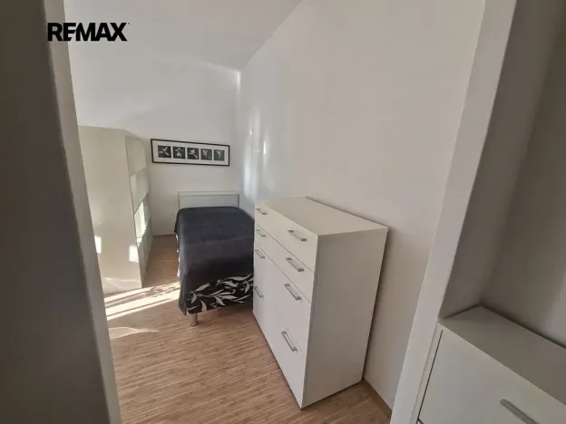 Pronájem bytu 1+1, Praha - Střížkov, Rumburská, 26 m2
