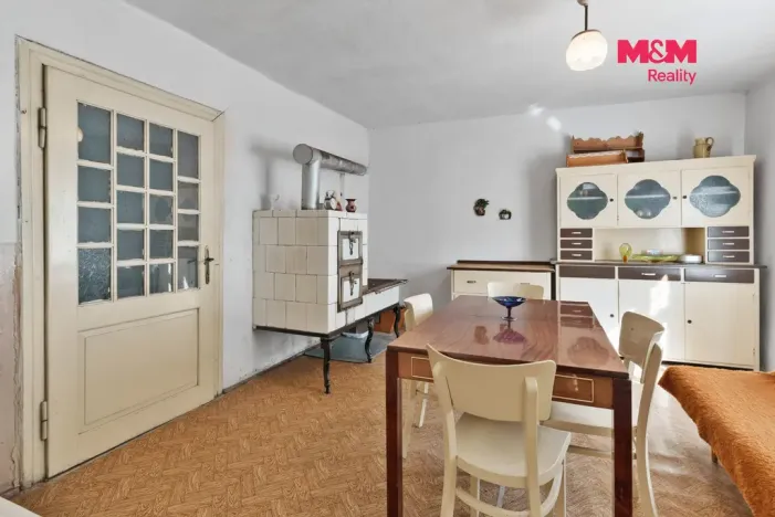Prodej rodinného domu, Nový Bor - Janov, 180 m2