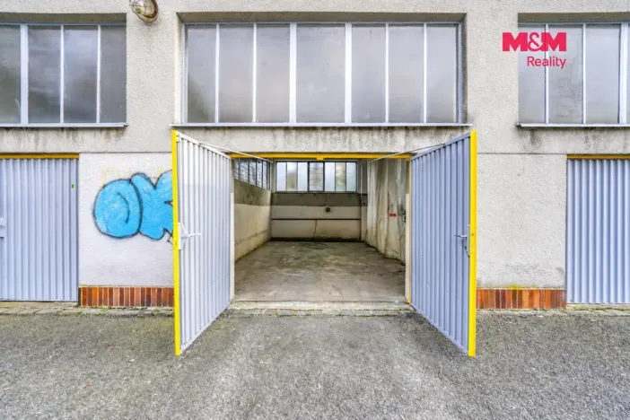 Prodej garáže, Plzeň - Doubravka, Ke Špitálskému lesu, 14 m2