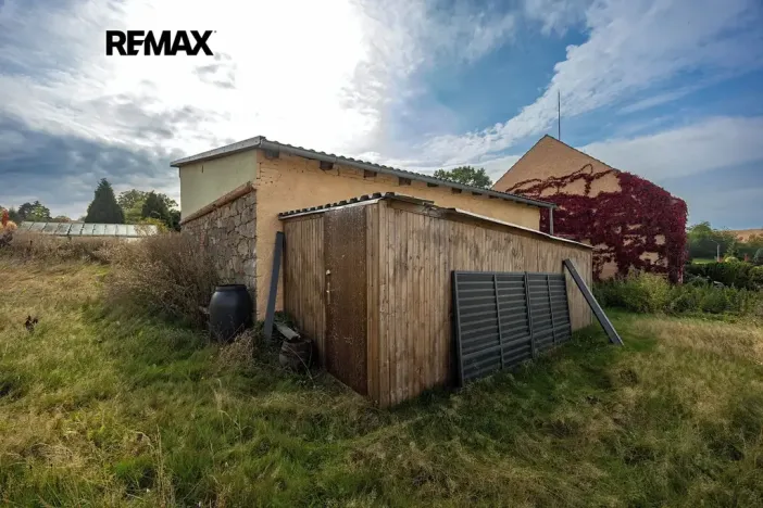 Prodej pozemku pro bydlení, Benešovice, 1366 m2